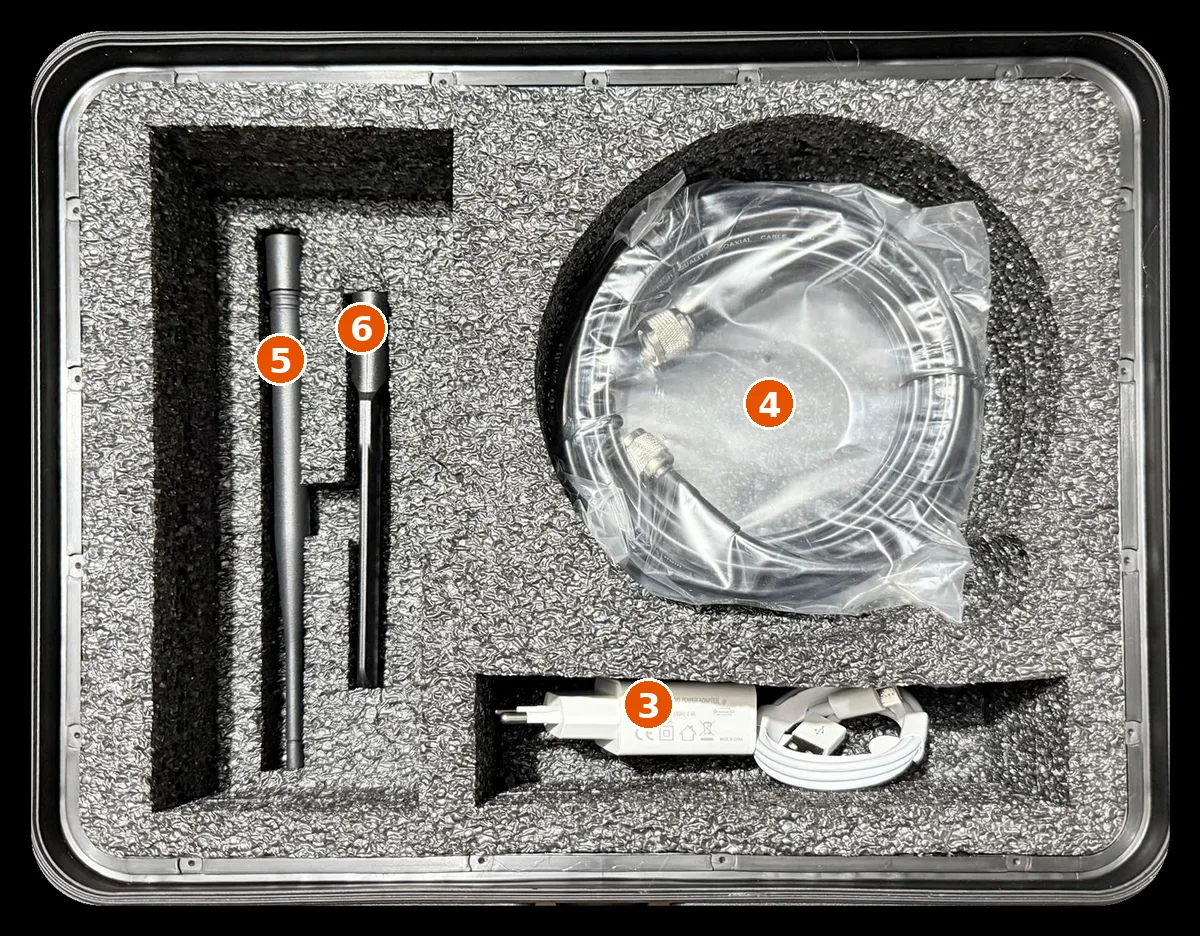 Open case, bottom layer